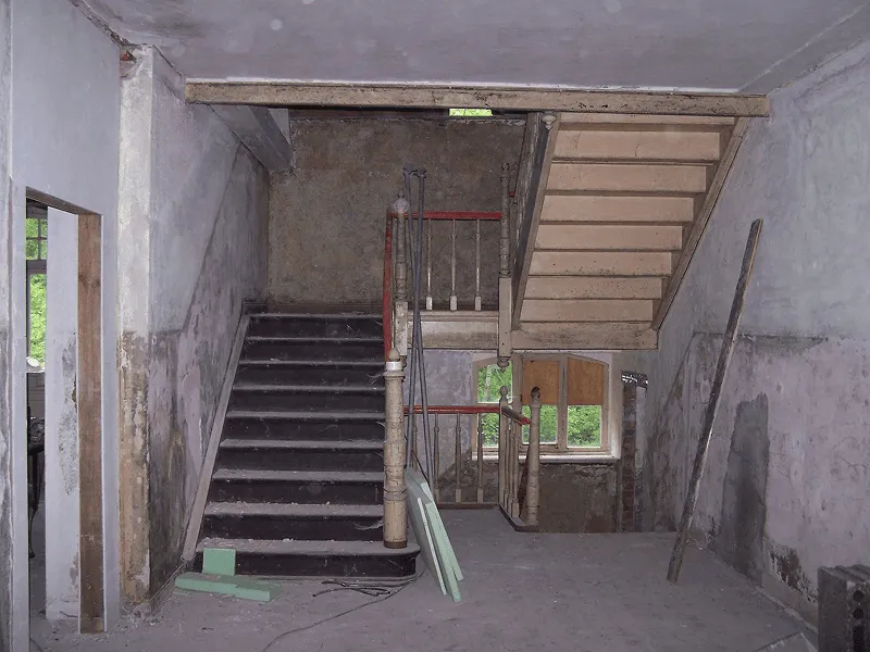 Vorher: Treppe